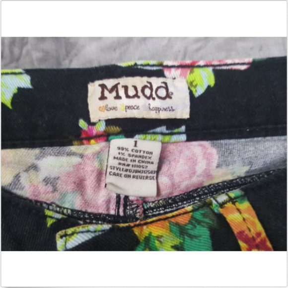 Mudd Skinny Jeans Black Floral Denim Size 1 - Picture 3 of 7